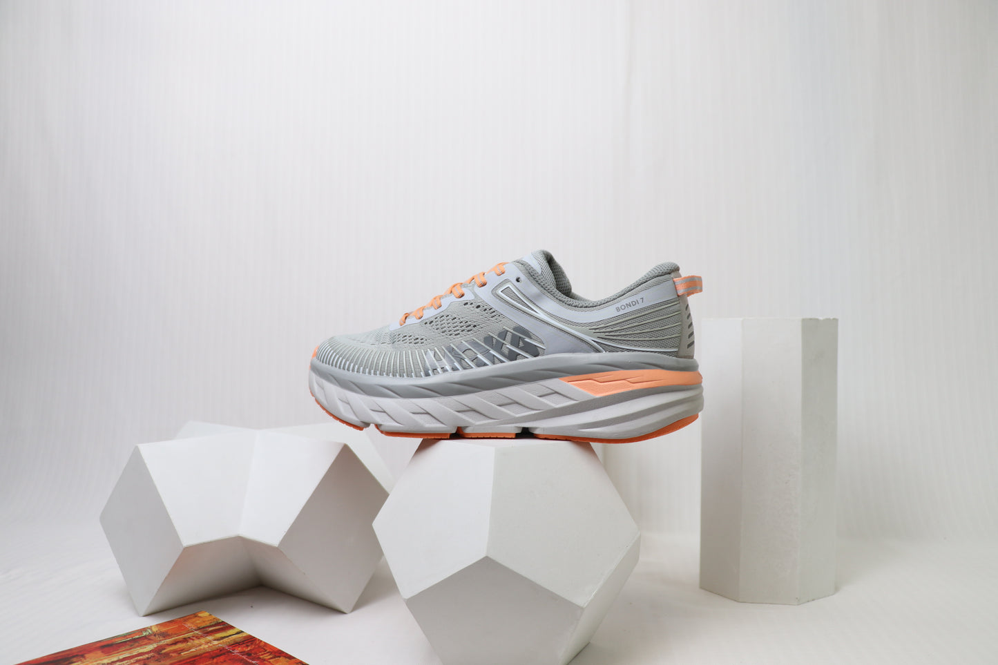 Hoka One Bondi 7