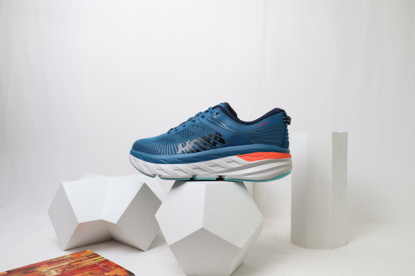 Hoka One Bondi 7