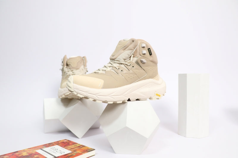 Hoka KAHA 2 High GTX