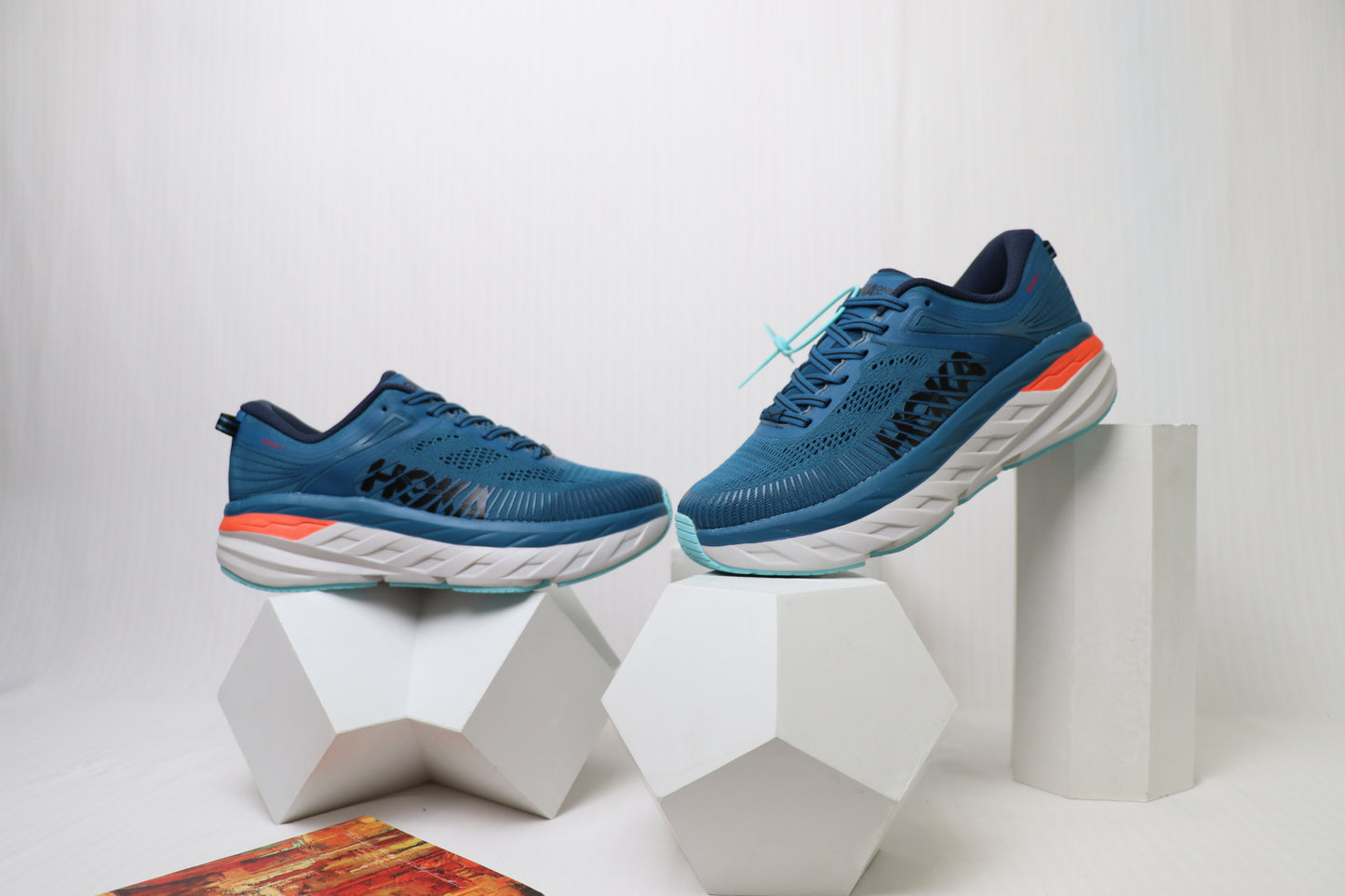 Hoka One Bondi 7