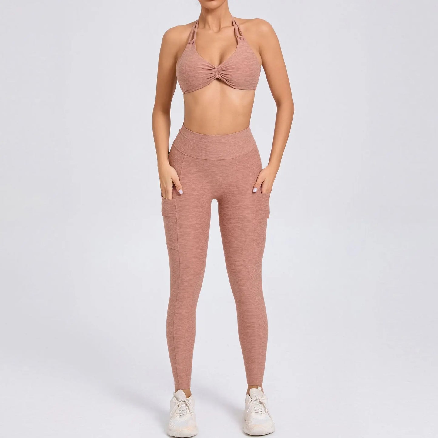 Conjunto Deportivo Top Corto y Short Push-Up Sin Mangas