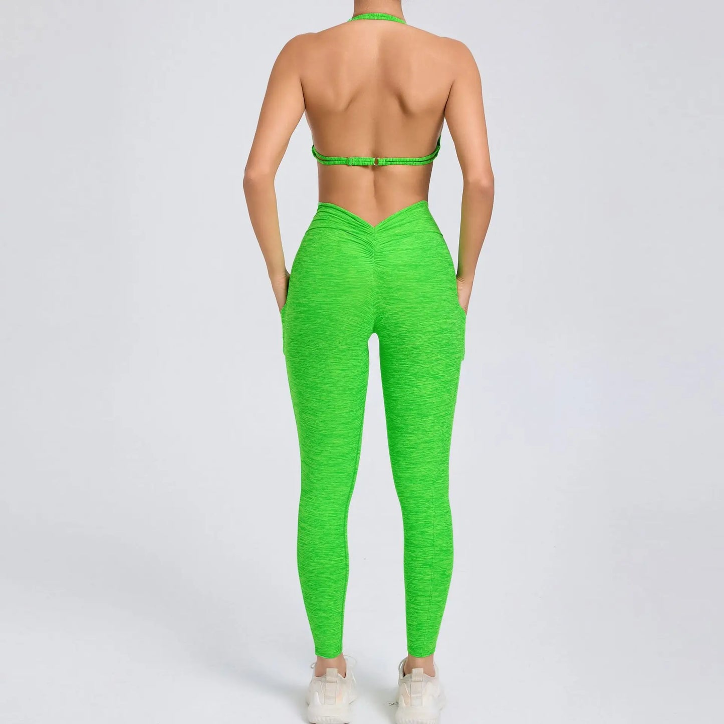 Conjunto Deportivo Top Corto y Short Push-Up Sin Mangas